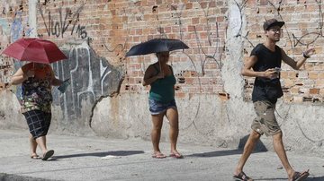 Onda de calor continua e Inmet alerta para risco de morte - © Fernando Frazão/Agência Brasil