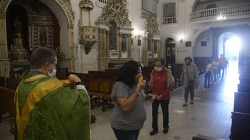 Destinos religiosos de SP devem ter movimento reduzido no feriado - © Tânia Rêgo/Agência Brasil