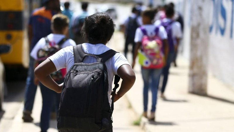 Imagem Visitas presenciais em penitenciárias retornam, mas aulas não