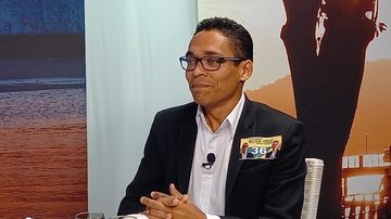 Candidato a prefeito Paulo Cesar é entrevistada do Café da Manhã - TV Cultura Litoral
