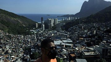 Rio de Janeiro chega a 20 mil mortes e quase 300 mil casos de covid-19 - © Reuters/ Ricardo Moraes/ Direitos Reservados