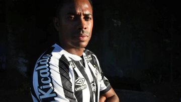 Em nova conversa gravada, Robinho teria aconselhado amigo a voltar ao Brasil para evitar prisão - Divulgação / Santos FC