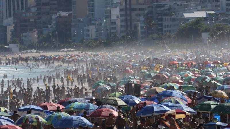 Praia de Ipanema, no Rio de Janeiro, em 30/08/2020, já durante a pandemia. - FOTO DE Wilton Júnior/Estadão Conteúdo