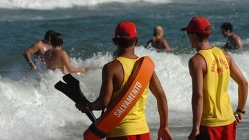 Imagem Em fim de semana movimentado, Baixada Santista tem duas mortes por afogamento
