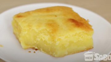 Bolo de mandioca cremoso