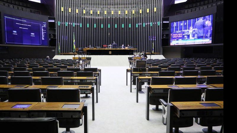 Câmara aprova projeto que regulamente Fundeb; texto segue a sanção - © Najara Araujo/Câmara dos Deputados