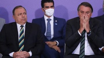 Presidente Jair Bolsonaro e Ministro Eduardo Pazuello em solenidade de lançamento do Plano Nacional de Imunização nesta quarta, 16. - Foto: Gabriela Biló / Estadão