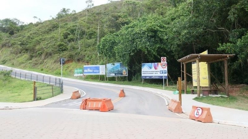 Imagem Caraguatatuba coloca controladores de acesso no Morro Santo Antônio e Complexo do Camaroeiro