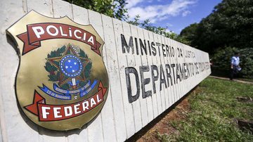 Defesa de ex-secretário critica busca e apreensão em seus endereços - © Marcelo Camargo/Agência Brasil
