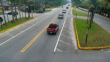 Tráfego intenso no km 193, da Rodovia Rio-Santos, trecho Bertioga-São Sebastião - Foto: DER-SP
