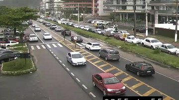 Trecho São Sebastião-Ubatuba lento nos dois sentidos - Rodovia Rio Santos, km 55 / Foto: DER-SP