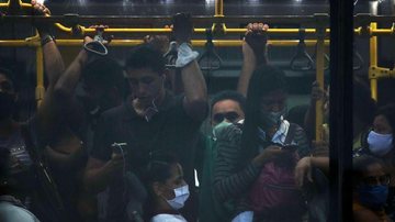 IPT vai avaliar qualidade do ar de ônibus da capital paulista - © Reuters/Ricardo Moraes/Direitos Reservados