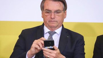 Imagem Bolsonaro adere ao Telegram
