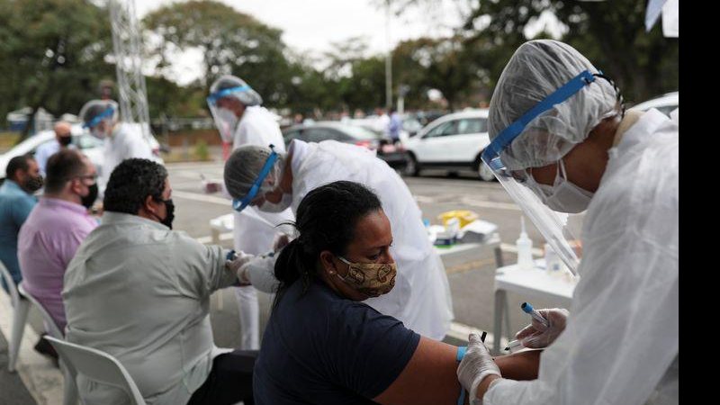 Brasil tem 7,36 milhões de casos de covid-19 e 189,22 mil mortes - © Amanda Perobelli/Reuters/Direito reservados