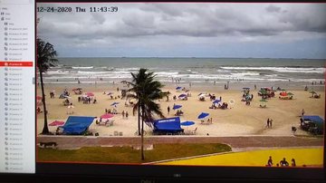 Guarujá aplica 18 multas durante operação nas praias - Reprodução/Facebook