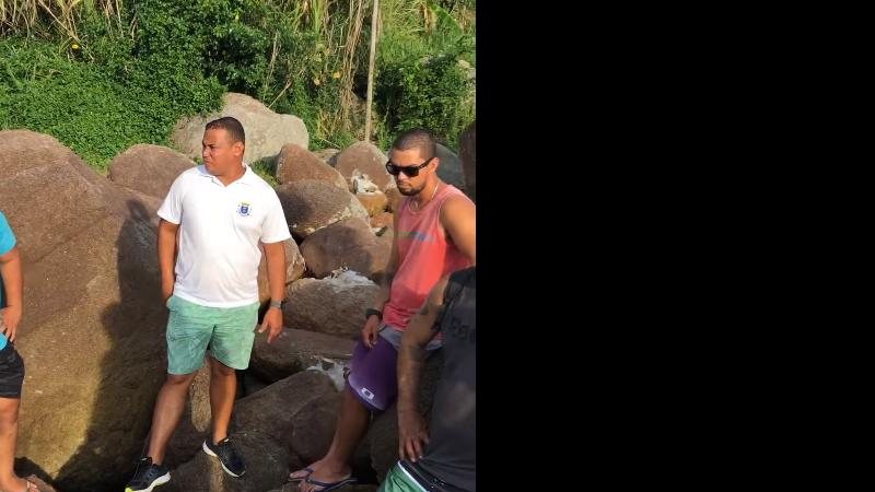 Parte da cerca feita em concreto na costeira, em Ilhabela - Foto: Divulgação/Reprodução Instagram