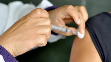 Municípios da Baixada estão articulando aquisição de insumos para início das imunizações, programadas para dia 25 no estado de São Paulo - Foto: Reprodução web