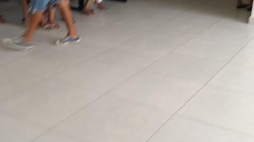 Paciente denuncia ambiente caótico em Pronto Socorro de Guarujá - Carlos Michel