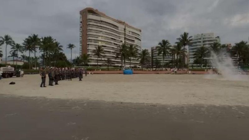 Polícia Militar dispersa aglomeração em 'luau' da Riviera - Reprodução