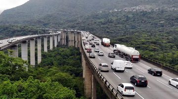 Arquivo Sistema Anchieta-Imigrantes registra tráfego lento no sentido litoral - Carlos Nogueira/AT