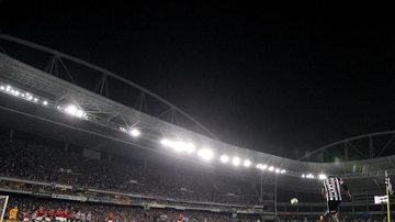 Botafogo leva virada do Atlético-GO e segue na lanterna do Brasileirão - Vitor Silva / Botafogo