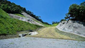 Governo de SP entrega obras de contenção no Morro do Macaco Molhado em Guarujá - Governo do estado do São Paulo