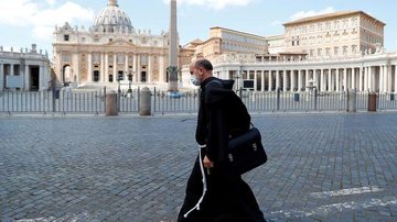 Cáritas e Vaticano pedem à ONU distribuição equitativa de vacinas - © REUTERS / Guglielmo Mangiapane/Direitos Reservados