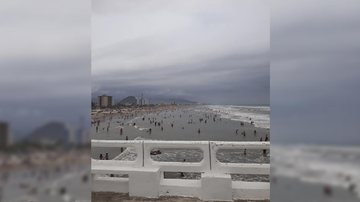 Mongaguá durante o 1° fim de semana da fase vermelha Mongaguá praia - Reprodução/Redes Sociais