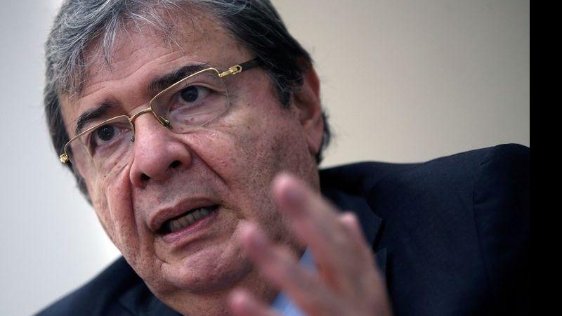 Ministro colombiano morre de pneumonia viral ligada à covid-19 - © REUTERS/Luisa Gonzalez