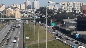 Chegada a São Paulo registra lentidão pela via Anchieta - Ecovias