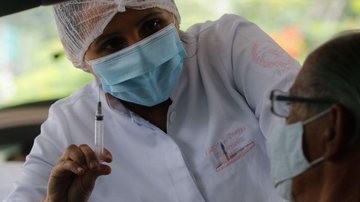 Covid-19: Moderna confirma 13 milhões de doses da vacina para o Brasil - © Tânia Rêgo/Agência Brasil