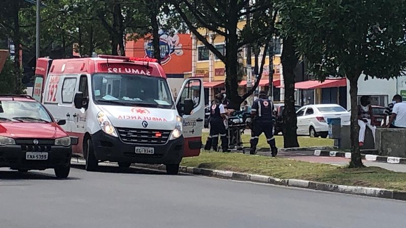 Morador de rua sofre queda e é socorrido pelo Samu em Bertioga - TV Cultura Litoral
