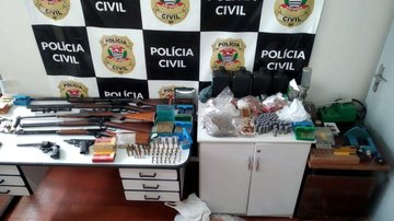 Polícia Civil prende suspeito de comercializar armas de fogo e munições no Vale do Ribeira