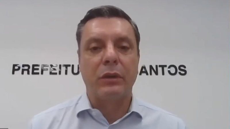 Em entrevista, prefeito de Santos e presidente do Condesb não descartou novo lockdown na cidade, caso número de infeções saia de controle novamente Rogério Santos não descarta novo lockdown - Imagem: Reprodução / Santa Cecília TV