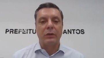 Em entrevista, prefeito de Santos  e presidente do Condesb não descartou novo lockdown na cidade, caso número de infeções saia de controle novamente Rogério Santos não descarta novo lockdown - Imagem: Reprodução / Santa Cecília TV