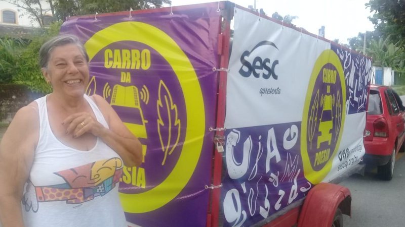 Marisa Schmidt foi uma das praticantes de março - Reprodução/ Carro da Poesia