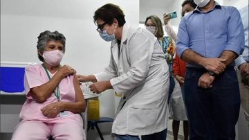 Cubatão segue vacinando profissionais da educação básica em UBS - Divulgação/Prefeitura de Cubatão