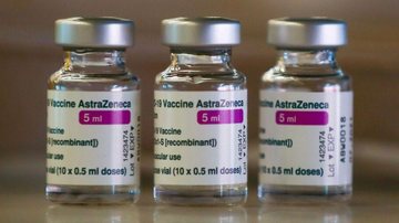 EUA vão partilhar até 60 milhões de doses de vacinas da AstraZeneca - © Reuters/Sergio Perez/Direitos Reservados