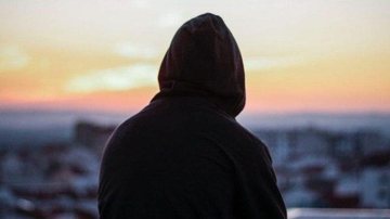 Espanhol alega ser o único humano vivo em 2027 e pede ajuda na web para voltar a 2021 - FOTO: REPRODUÇÃO/INSTAGRAM/UNICO SOBREVIVIENTE