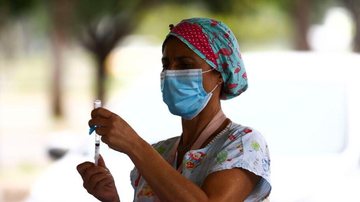 Covid-19: 673 municípios ficaram sem vacina nesta semana, diz pesquisa - © Marcelo Camargo/Agência Brasil