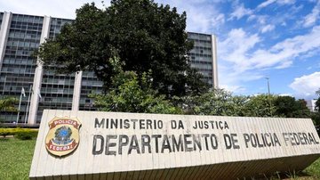 PF combate lavagem de dinheiro do tráfico de drogas em três estados - © Marcelo Camargo/Agência Brasil