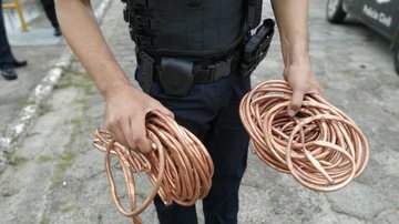 O furto de fios de cobre tem aumentado no município e esse tipo de material acaba sendo vendido ilegalmente em ferros-velhos - Foto: Prefeitura de São Sebastião