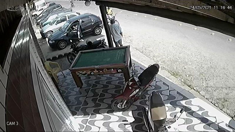 Vídeo | Homem rouba celular "sem querer querendo" e família pede ajuda para localizar aparelho - Foto: Cidinha Silva - Facebook