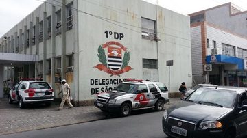 1º DP de São Vicente investiga o caso Policial aposentado é morto a tiros pela esposa em São Vicente (SP) - Imagem: Silvio Muniz/G1