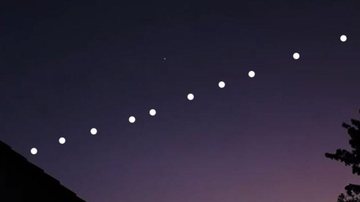 Luzes dos satélites Starlink, da SpaceX, ficaram visíveis no céu de Ubatuba (SP) - Imagem: YouTube/Reprodução