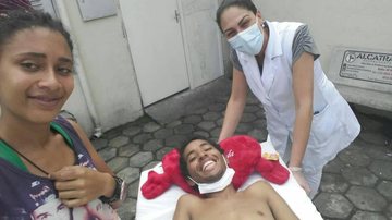 Kesh, ao centro da foto - Foto: Divulgação