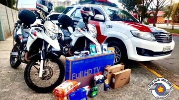 PM prende jovem envolvido em roubo de carro e objetos eletrônicos - Foto: Polícia Militar