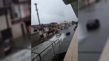Chuva devastadora deixa rastros de destruição em toda a Baixada Santista - Instagram/Jana Silva
