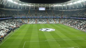 Atlético de Madrid sai na frente na disputa pelo atacante André Silva - Divulgação / Internet