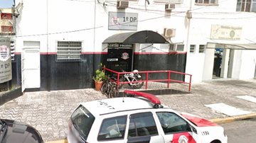 Caso foi registrado como ameaça no 1º DP de Praia Grande Homem dá calote em compra de drogas e cobradora do tráfico vai cobrar sua mãe idosa - Imagem: Reprodução / Google Maps